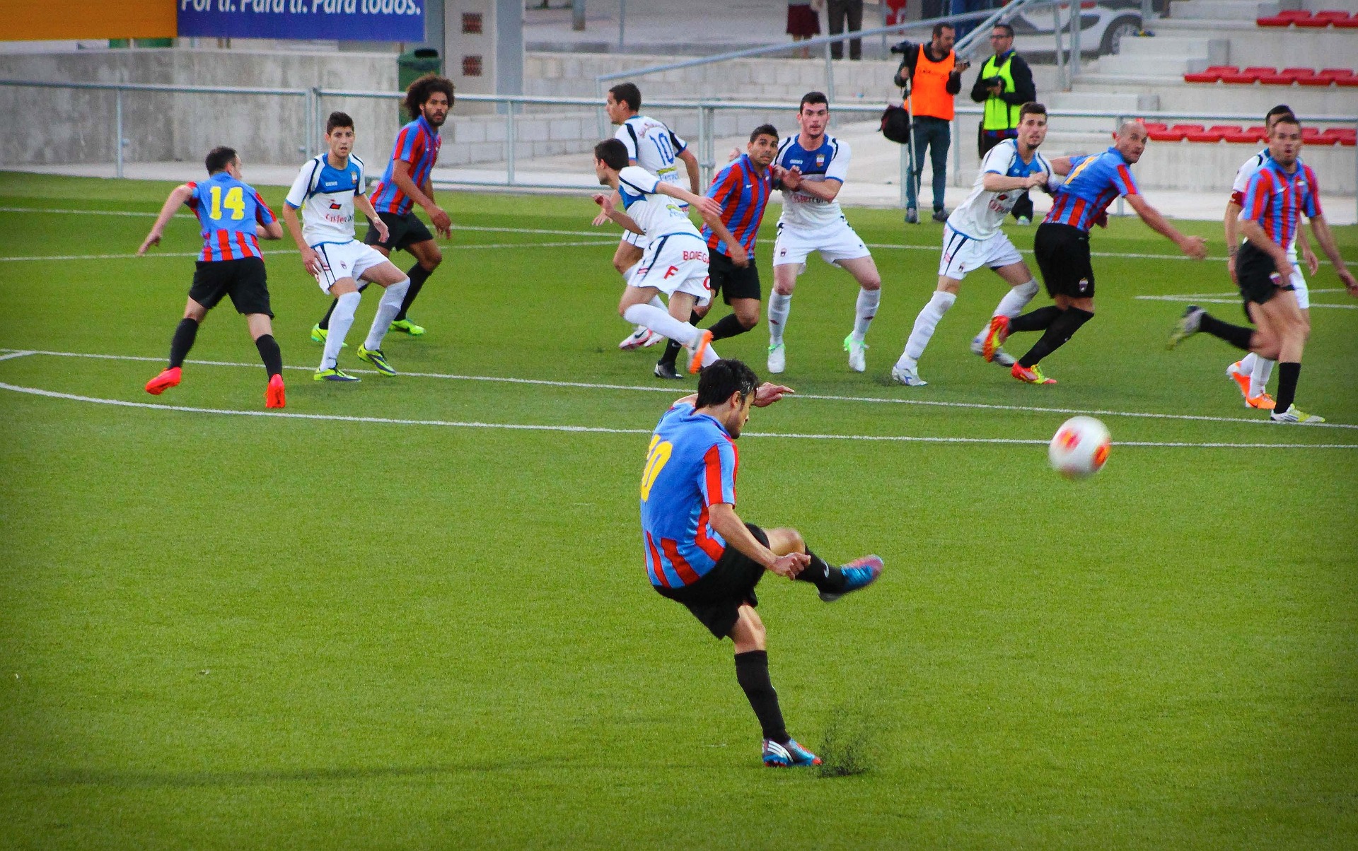 meneur de jeu tirs buteur